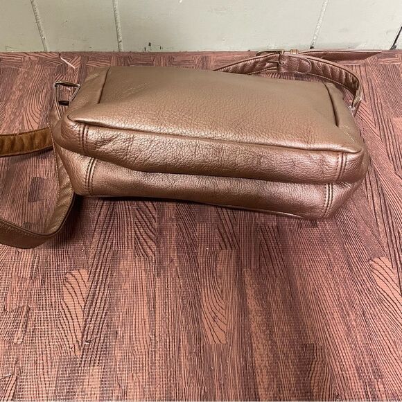 Vintage SAS Metallic Bronze Brown LEATHER CROSSBODY Croc Trim Shoulder Bag Purse - Picture 5 of 10